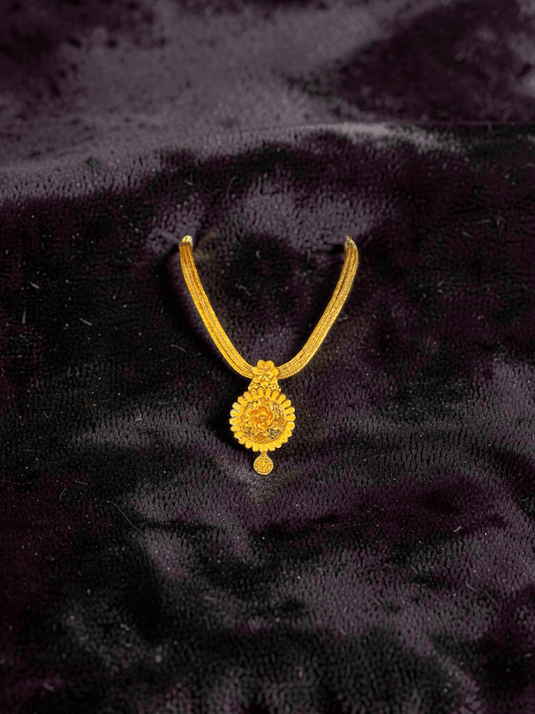 Pushpika Triple Chain Pendant Necklace - Thumbnail 2