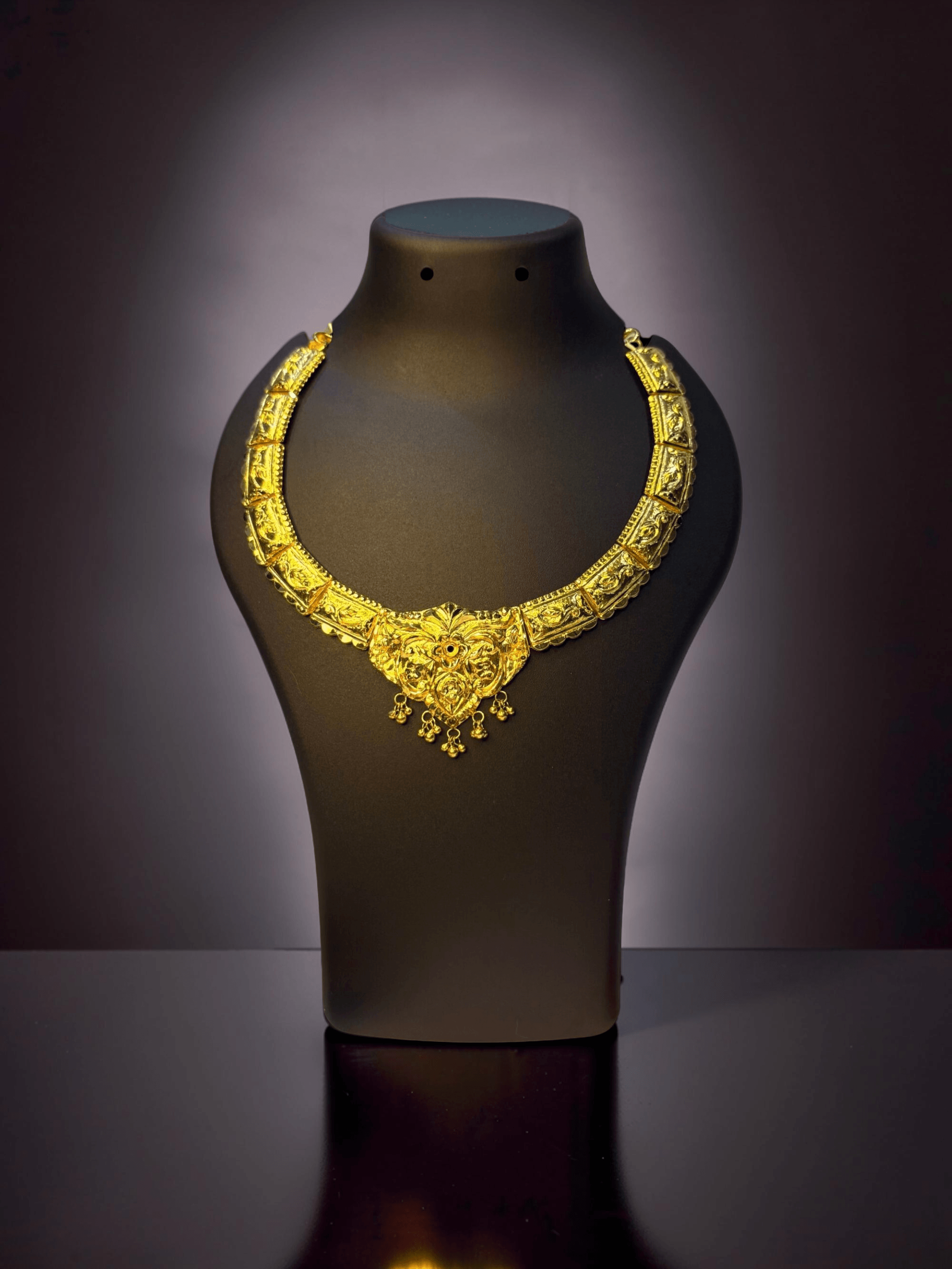 Shringar Engraved Panel Necklace - Thumbnail 2