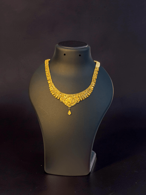 Kanak Lata Pendant Necklace - Thumbnail 2